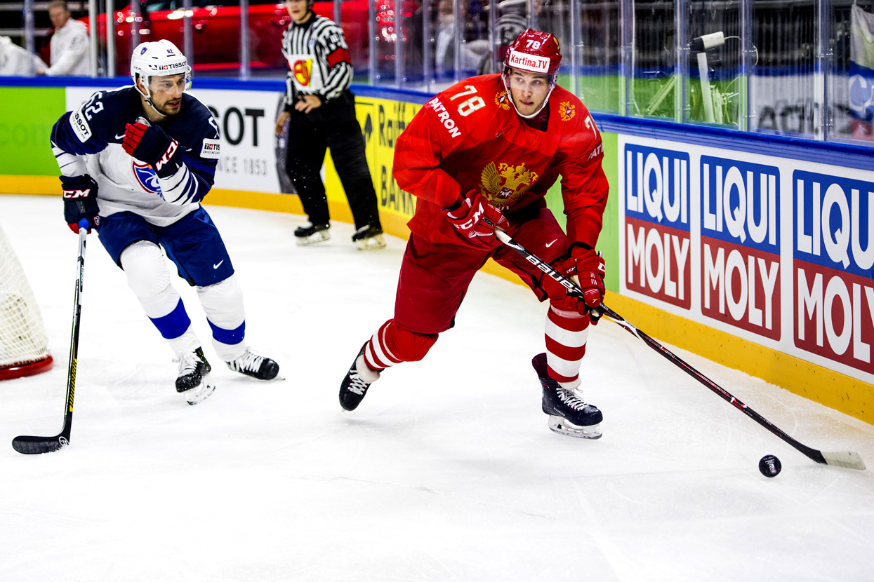 Максим Мамин