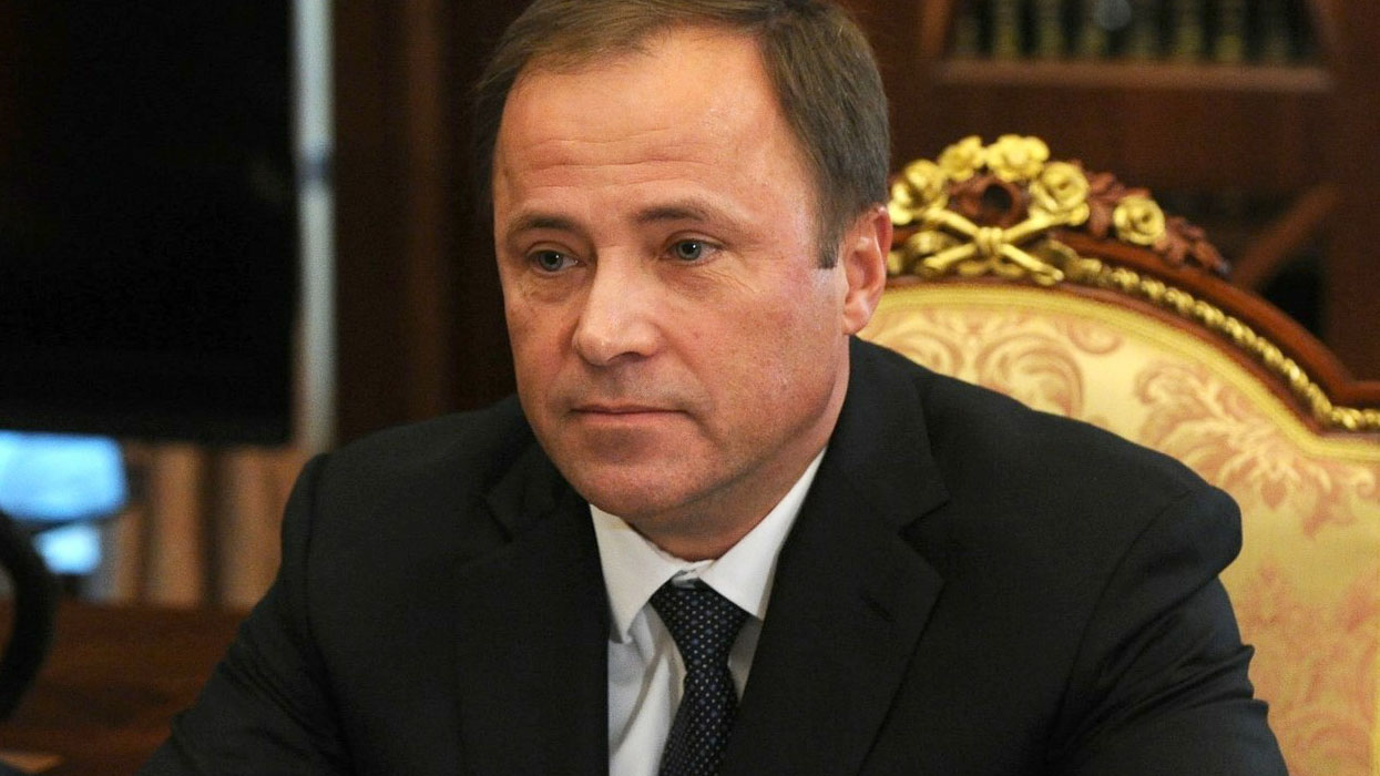 Комаров