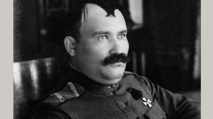 Семенов