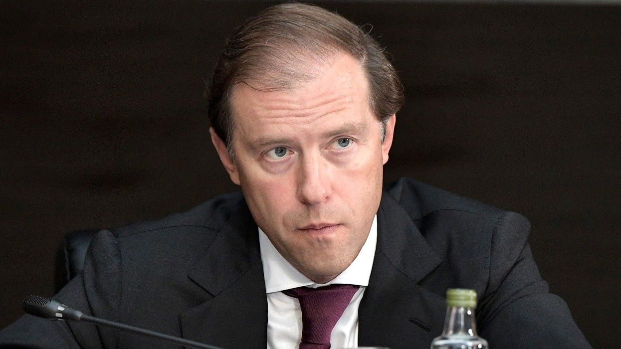 Мантуров