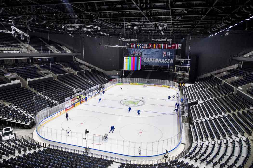 Вместимость хоккейных арен. Royal Arena Denmark. Royal Arena Copenhagen. Хоккейные арены в Дании.