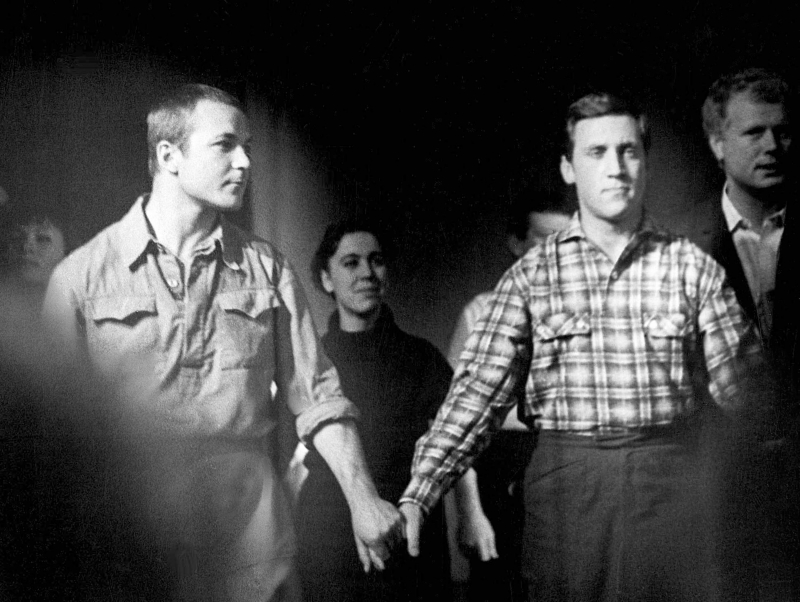 Семь известных русских актёров, которые выросли в детском доме