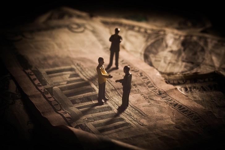 Сколько Узбекистан зарабатывает на перепродаже газа из России?