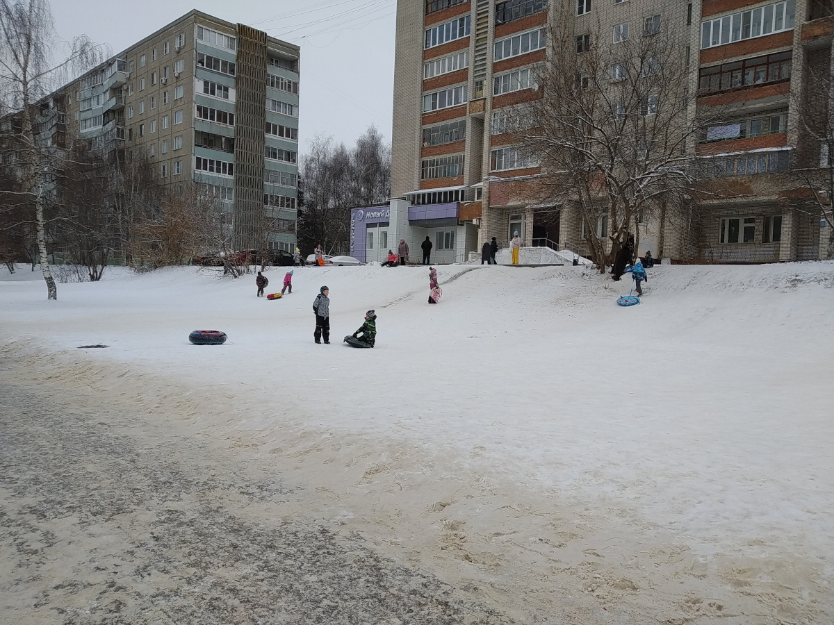 Муринский парк горки ватрушки