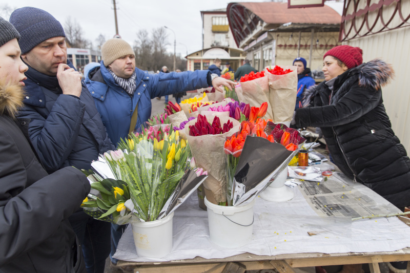 Полезный подарок на 8 Марта Чем порадовать маму, бабушку, жену идочку