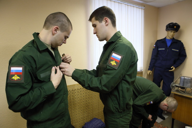 Потому что гладиолус мем. Мемы общаются. Иду на "ты". Потому что гладиолус. Шекспир сказал.
