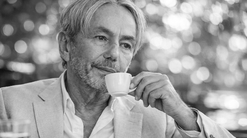 Страннее смерти Умара Джабраилова, только поведение его дочки