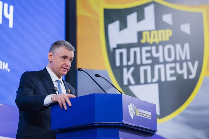 Массовый исход из ЛДПР: Стало известно, куда переходят целыми отделениями