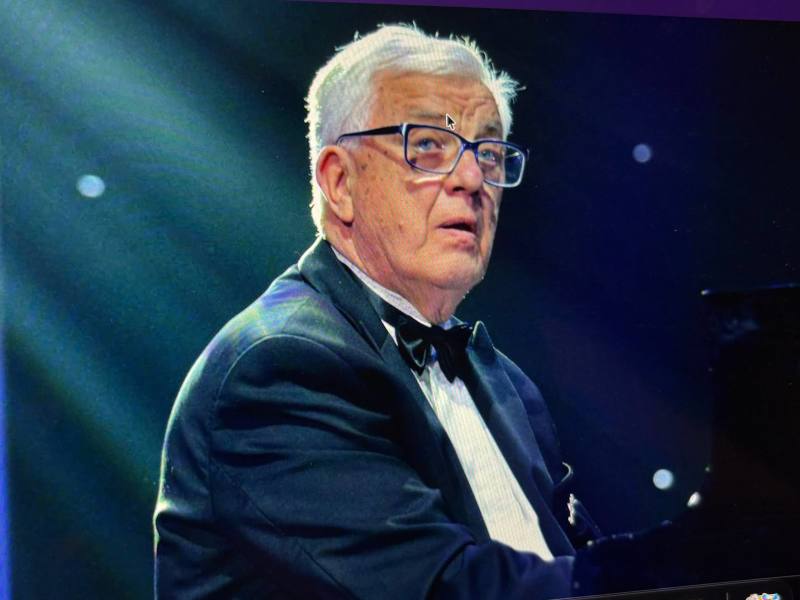 Раймонд Паулс пожалел лишь Пугачёву. Но Вайкуле досталось по полной