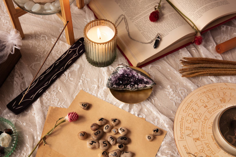 Маги и чародеи посягнули на святое - героев СВО: Криминалист сказал, как быть