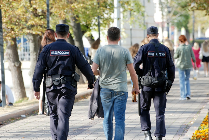 Я уволился, потому что это ад!: Полиция кончилась.