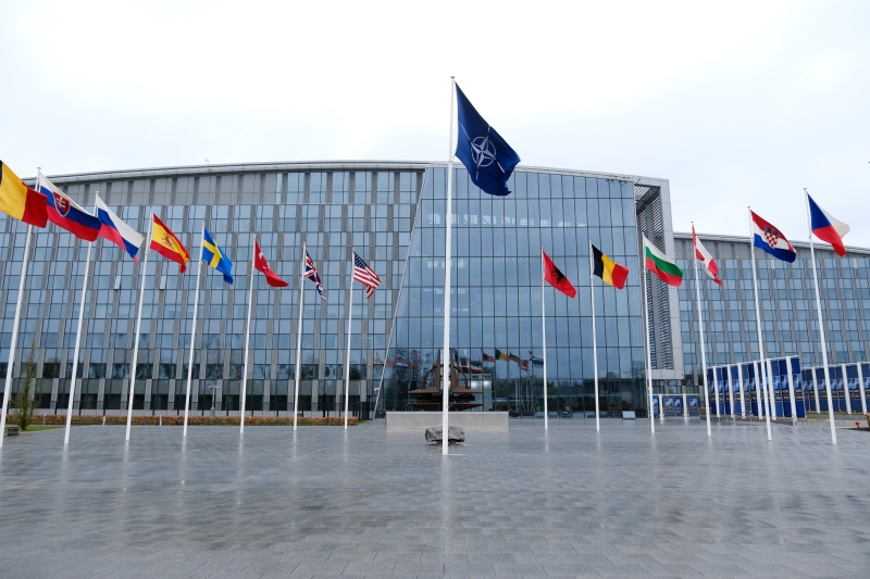 План Трампа не сработает. НАТО сильнее Вашингтона. Мигранты победили Европу