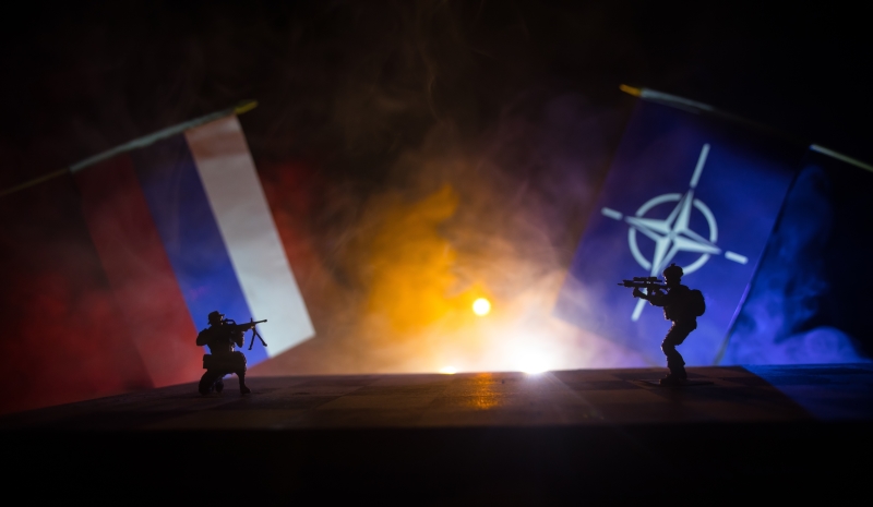 США резко меняют нацстрегию: с Россией надо дружить, НАТО не расширять. На Украине - паника