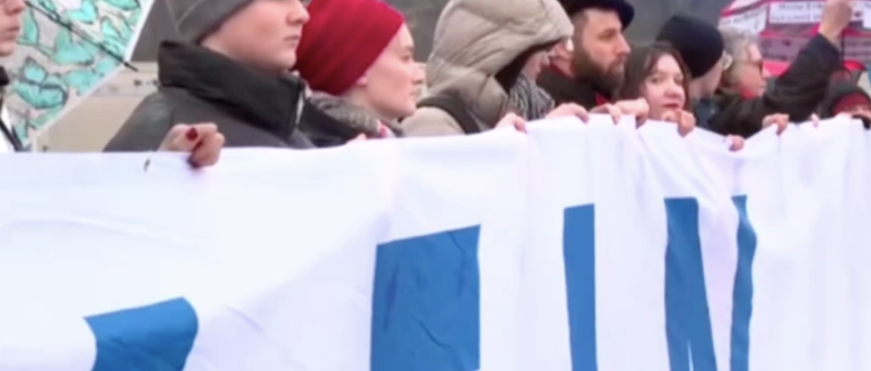 "Лучше жить под властью Путина". Немцы не на шутку взбунтовались