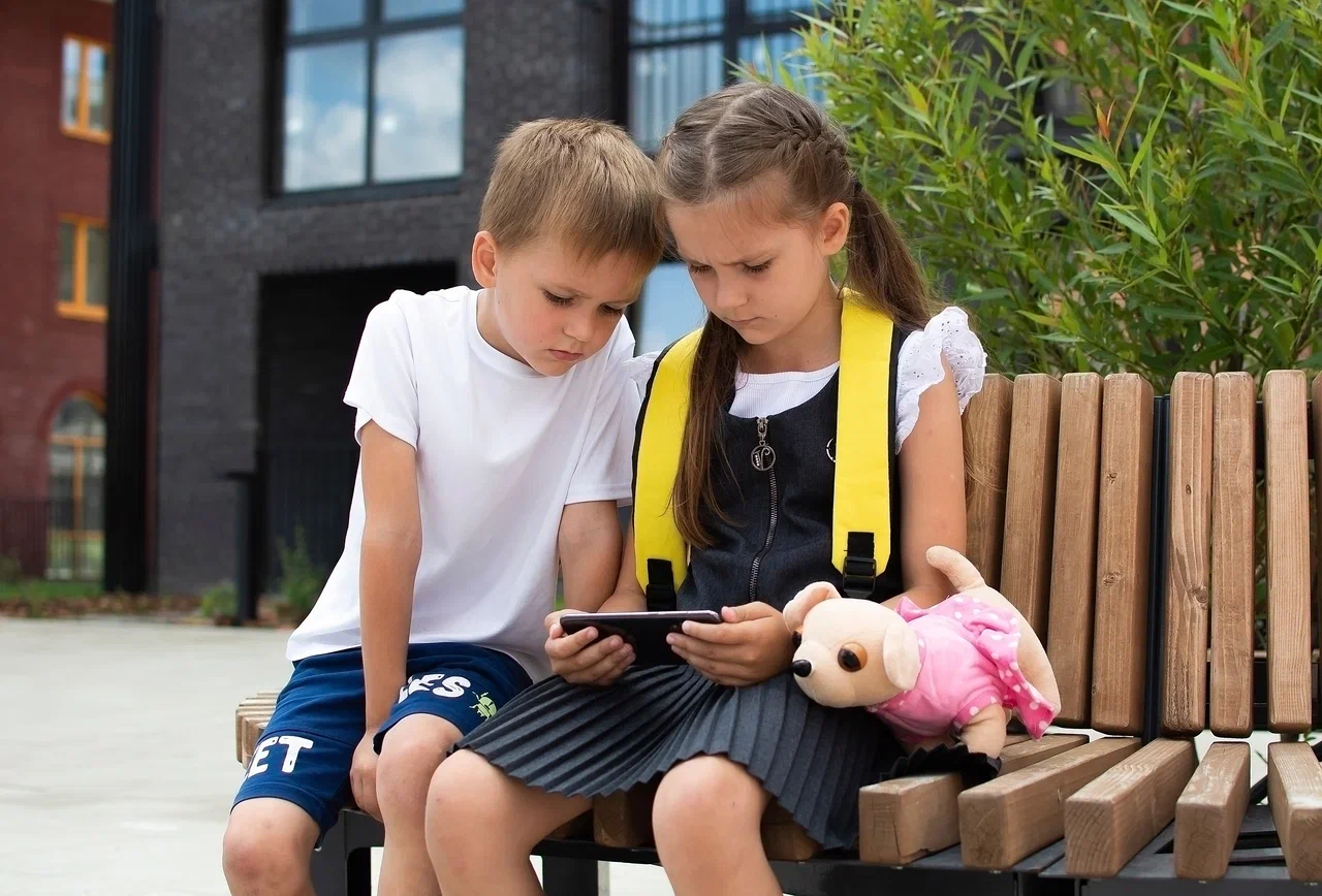 Чиновники взяли "под козырёк". А каково учителям? Поплавская сказала всё, что думает