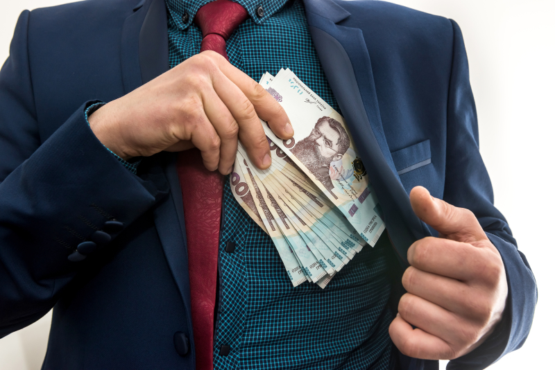 Украинский олигарх идёт в Госдуму? История невероятная, объяснение - простое