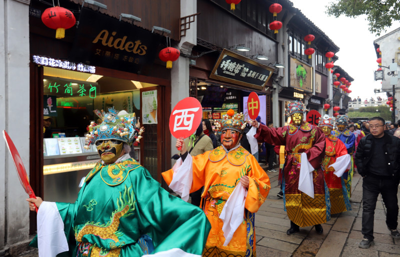 Попасть в Китай без визы смогут не все: Любителям пляжного отдыха пора проверить свой паспорт. Эксперт рассказал о рисках