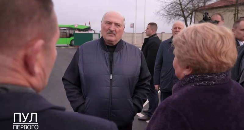 О чём Лукашенко думает по утрам: Его пытались перебить, но он всё равно сказал. Смотрите на лица