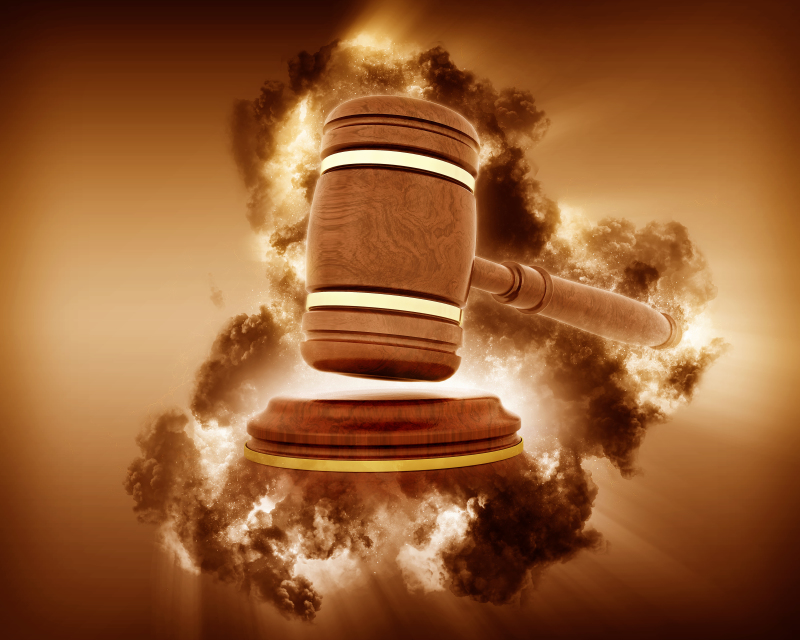 Два года тюрьмы за 11 лет мучений: Москвич убил лопатой "профессионального соседа". Как постояльцы превратили его жизнь в ад?