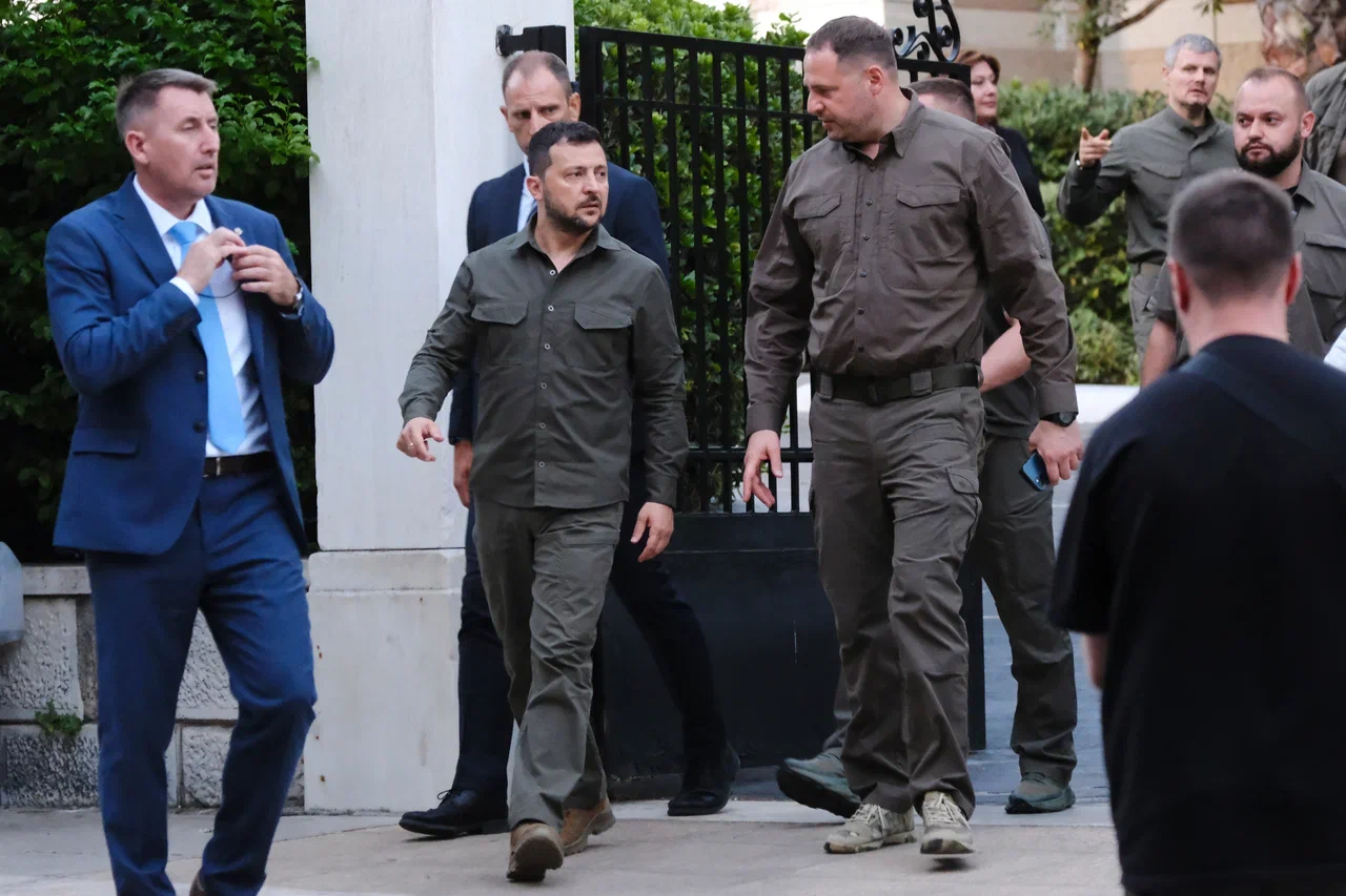 Мира не будет? Зеленский летит в Лондон после сокрушительного удара русских по Украине