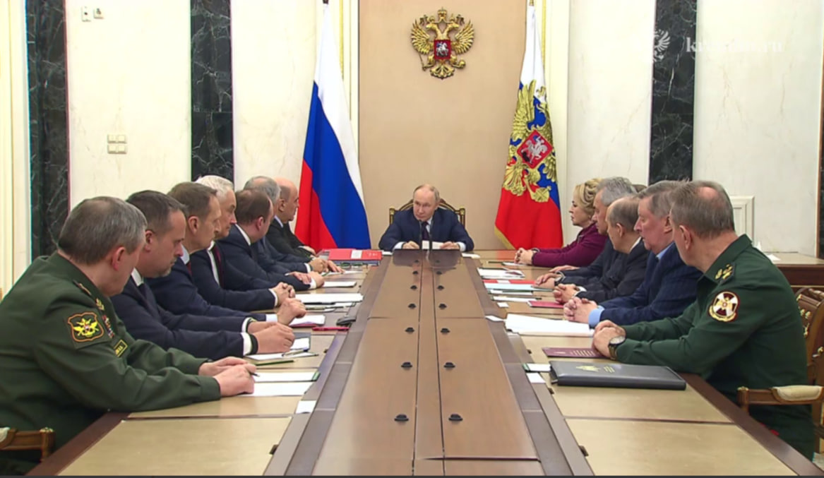 Всё. Трамп получил за ядерные угрозы: В Швейцарии от ответа Путина вмиг забили тревогу: "Он не блефует!"