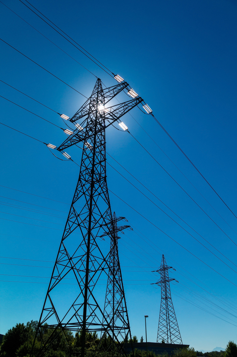 Днепропетровская и Запорожская области почти полностью остались без света