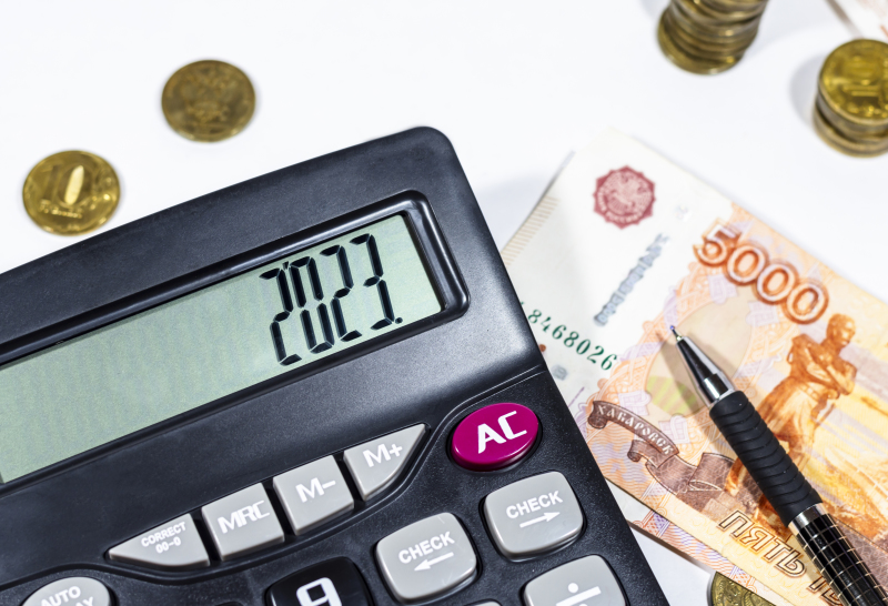 В пяти регионах России средняя зарплата превысила 200 тыс. рублей