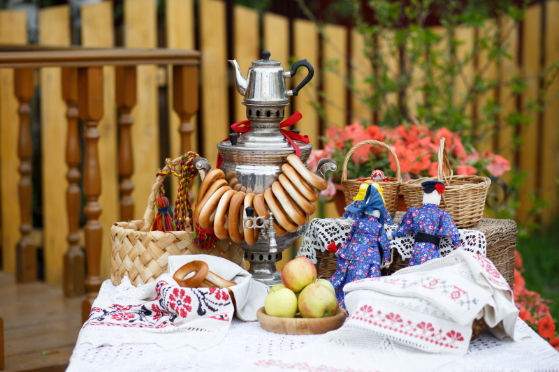 "Никто об этом не узнает": Что пережили два канадца и австралиец в России