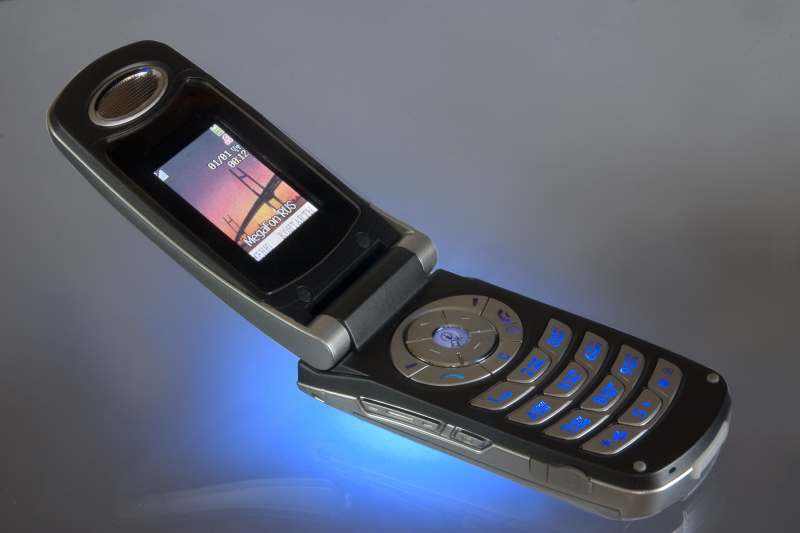 Получала письма от мёртвого сына 20 лет. Правда вскрылась с появлением сотового: "Жутко становится"