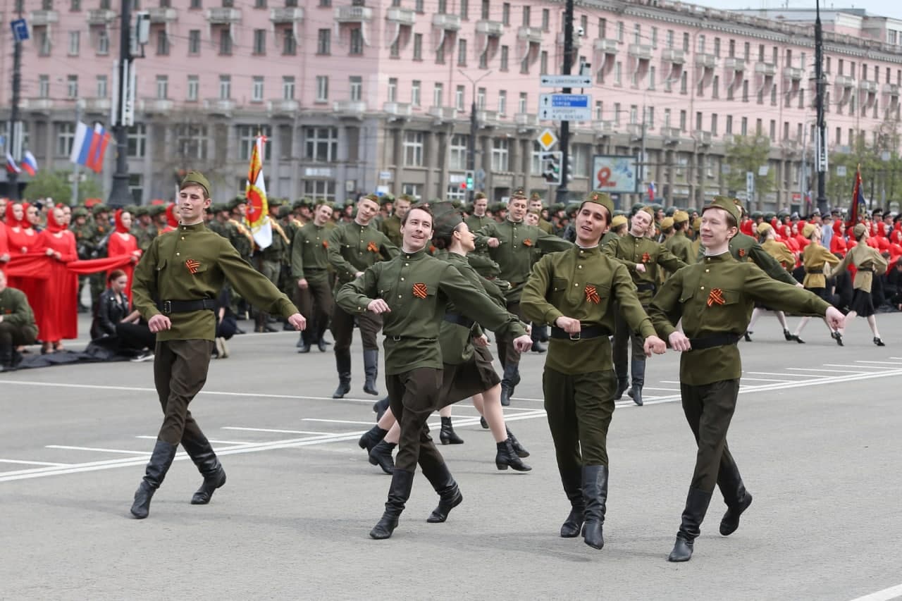 На каком канале будет парад в екатеринбурге