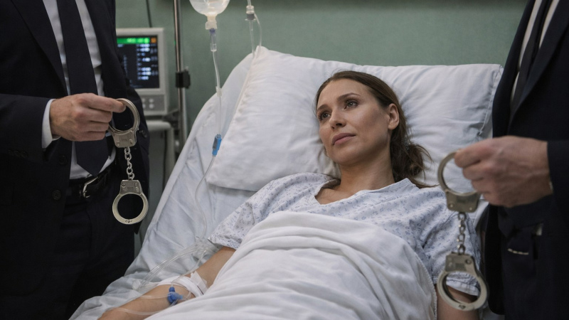 Пока Лерчек "старается жить", бывший муж готовится к худшему. Обвинение запросило 7,5 лет