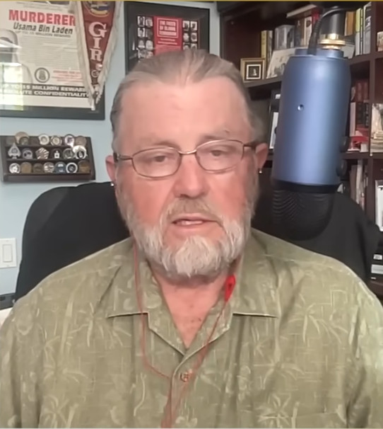 В пыль: ЦРУшник понял Путина быстрее, чем Мерц и Макрон