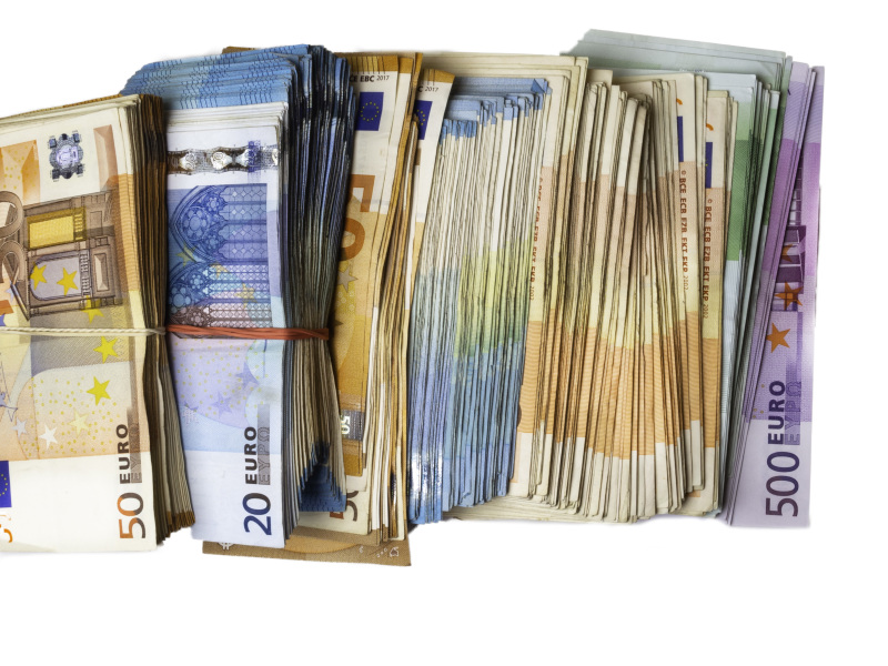 Евросоюз создал альтернативу USAID: 6,6 миллиона евро пойдут на "украинскую независимость". Кто получит "стипендию"?