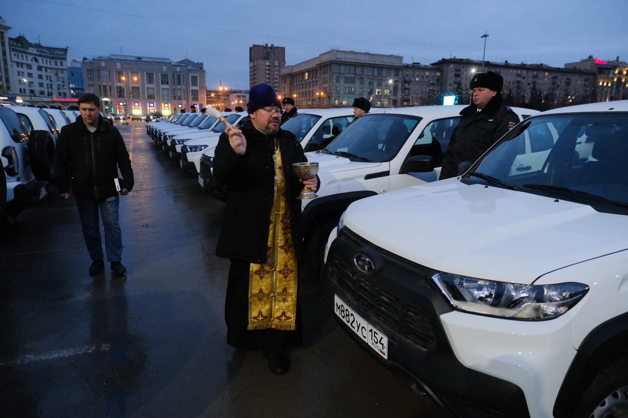 Участковым Новосибирской области передали новые автомобили