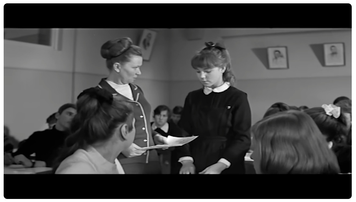 Советская зарплата в сравнении с современной. Когда получали больше?