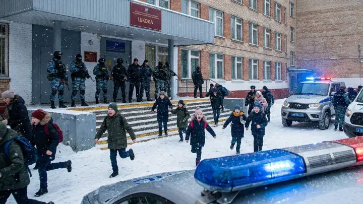 Первый теракт в 13 лет? Произошедшее в Сочи настораживает: В России участились нападения на учебные заведение