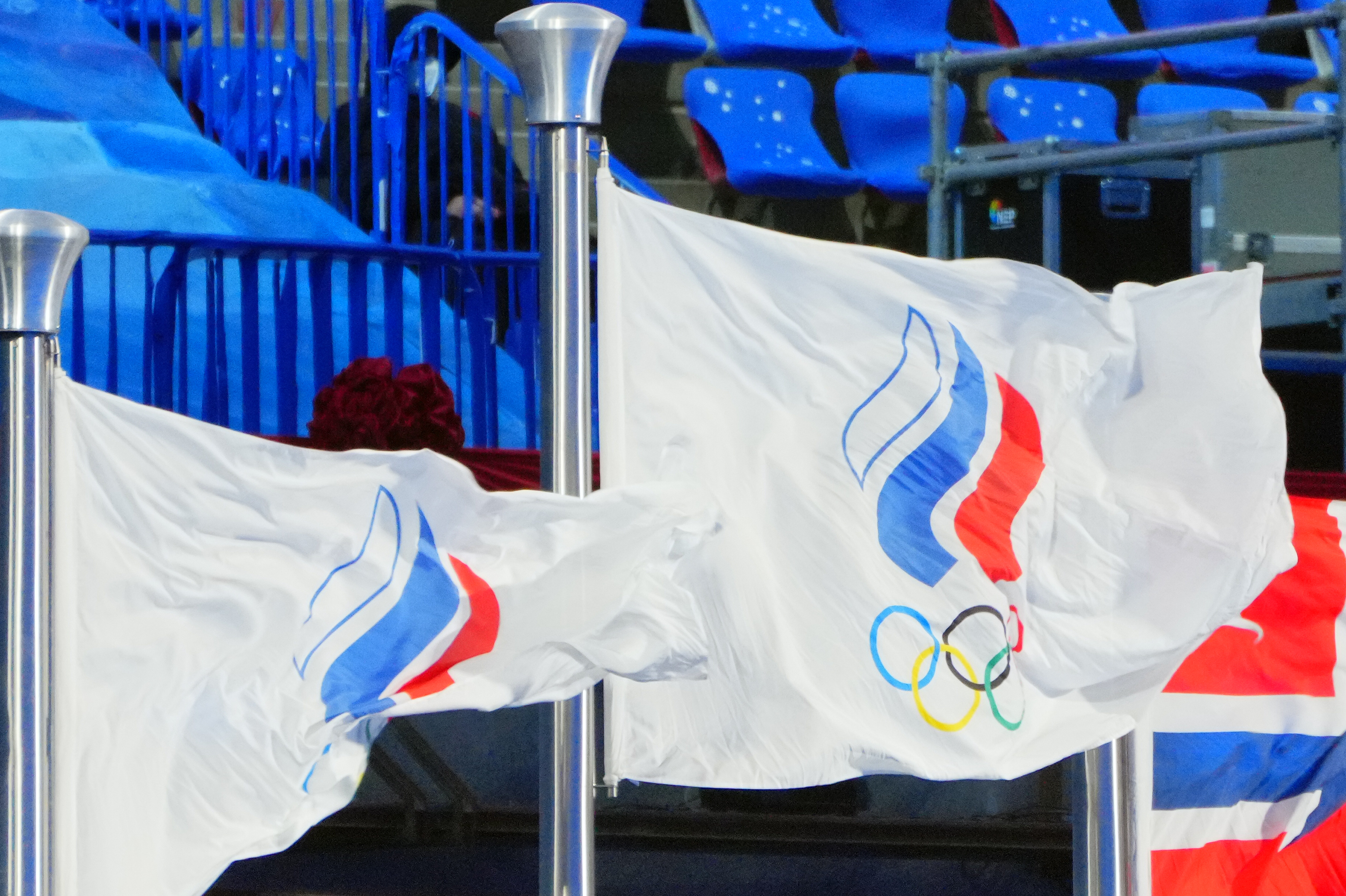Почему флаг на олимпиаде. Флаг России на Олимпиаде. Олимпийские игры 2022. Флаг Олимпийских игр. Флаги для соревнований.
