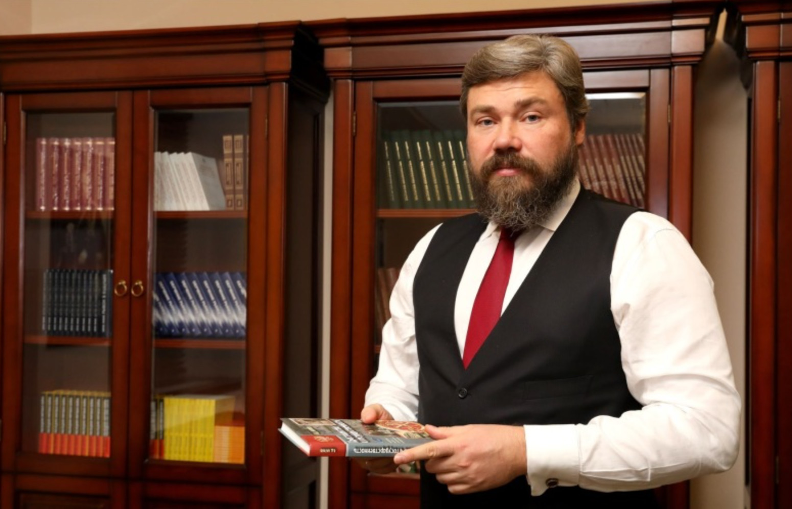 "Так и нужно. "Гугл" должен быть разрушен": Во Франции в поддержку России вместе с акциями арестовали и "дебиторку" IT-гиганта