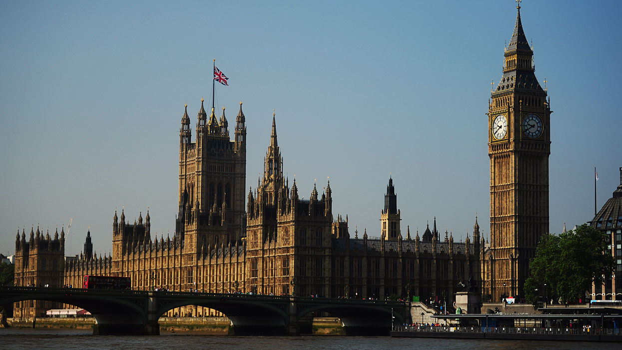  Вид на здание Парламента