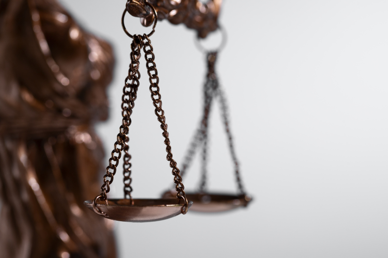 Получил заслуженное: Суд оштрафовал комика, глумившегося над русскими