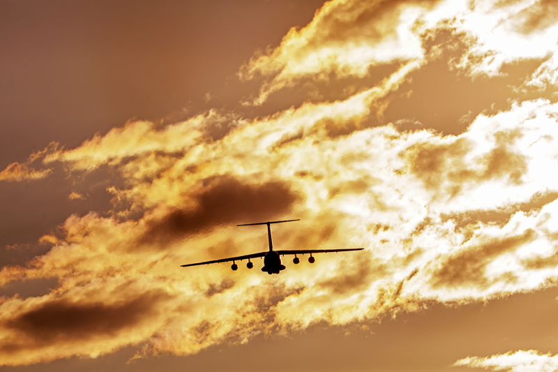 "Ну всё, хана". Над Украиной завис русский "борт-призрак". И всё — после спецсовещания Путина. Объявлено "ядерное решение"