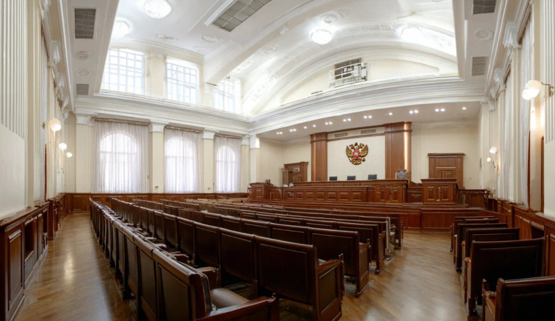 Дело о растрате 1 млрд рублей экс-главой "Колмара" поступило в суд Москвы. Что известно к этому часу?