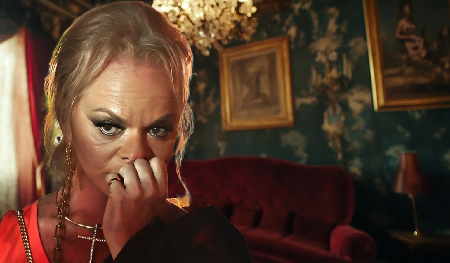 От 15 до 20 миллионов: Кто из звезд получил больше всех работы в Новогоднюю ночь. Долину заменили?