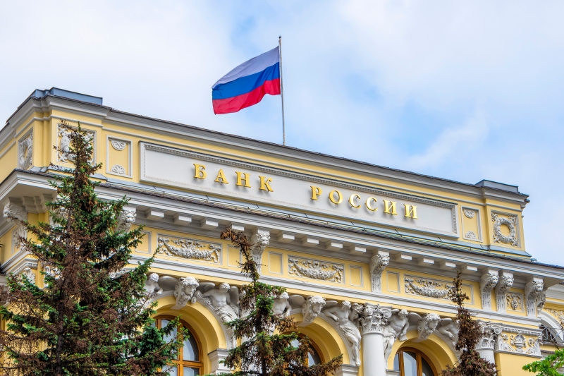 За какую сумму перевода могут заблокировать банковский счёт: Новые правила с 2026 года