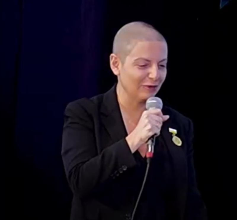 Симоньян показалась без парика. Теперь её обвиняют: Не так лысеет