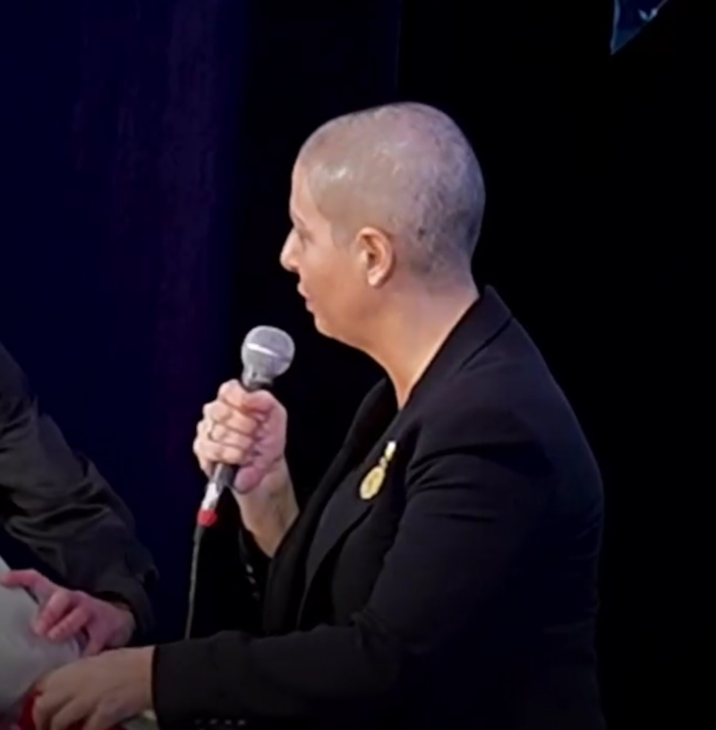 Симоньян показалась без парика. Теперь её обвиняют: Не так лысеет