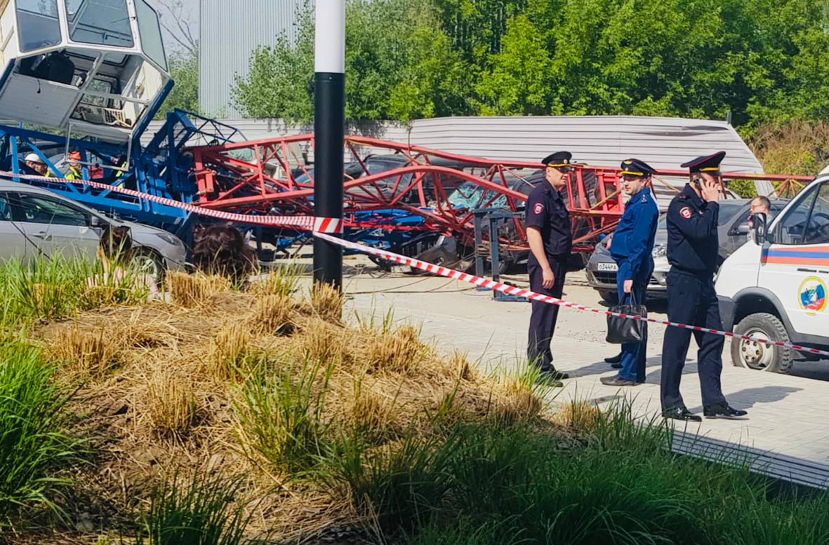 Что известно о ЧП с падением крана в ЖК 