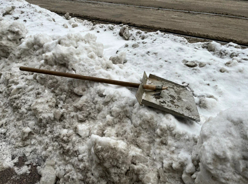 И в ЖКХ свои олигархи. Стыд: Снегопады вывели на чистую воду