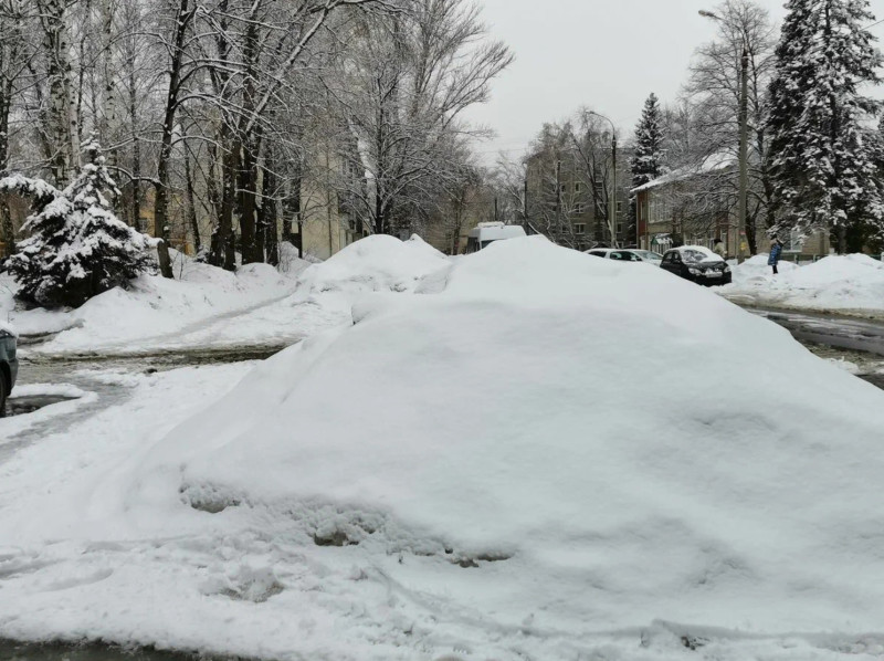 И в ЖКХ свои олигархи. Стыд: Снегопады вывели на чистую воду