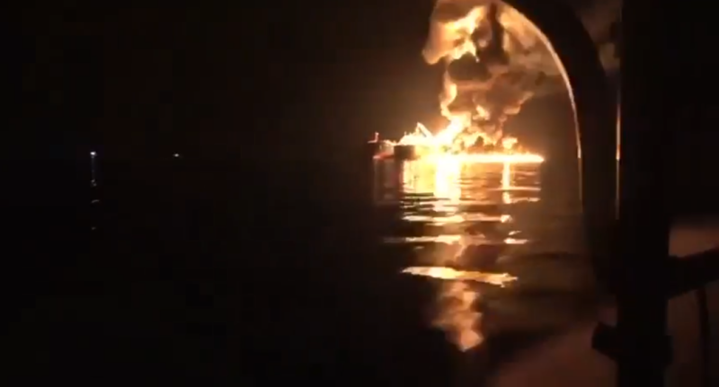 Как неловко вышло. Колясников показал кадры из Персидского залива: "Они не просто есть у Ирана, Дональд"